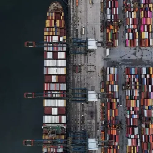 A Balança Comercial e o Caos da Vida Real: O Que Aprendi com um Superávit Milionário